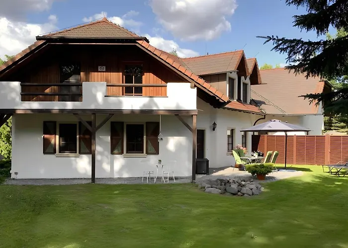 דירה Gaestewohnung Fuer 4 Personen 100 Qm² נויצלה