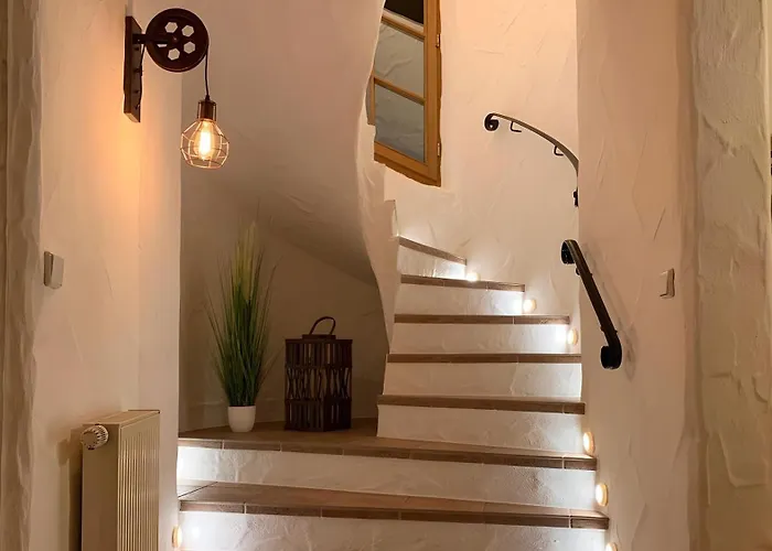 Gaestewohnung Fuer 4 Personen 100 Qm² * נויצלה